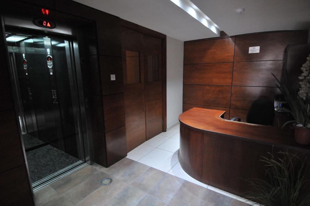 Ithaki Phinikoudes Apartment No. 102 Larnaca Quarto foto