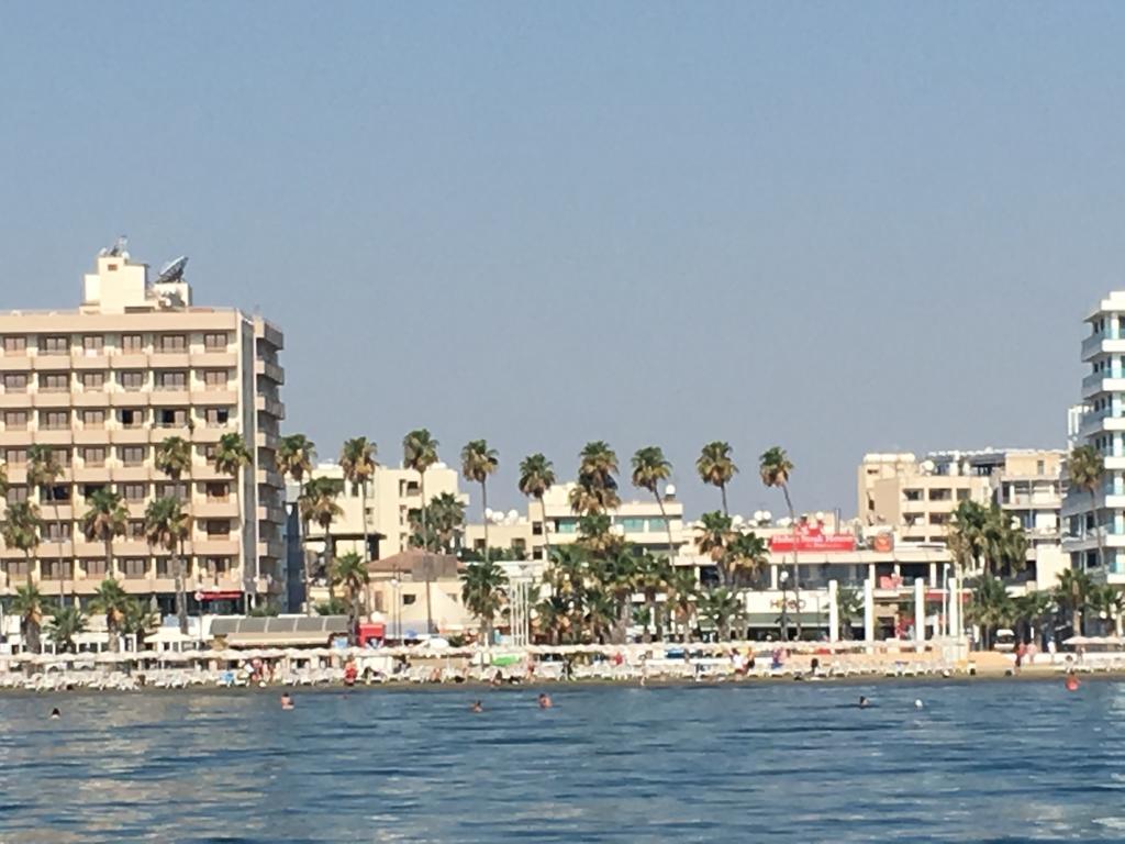 Ithaki Phinikoudes Apartment No. 102 Larnaca Exterior foto