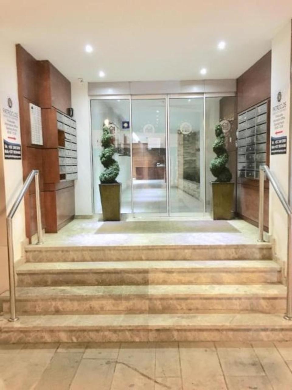 Ithaki Phinikoudes Apartment No. 102 Larnaca Exterior foto